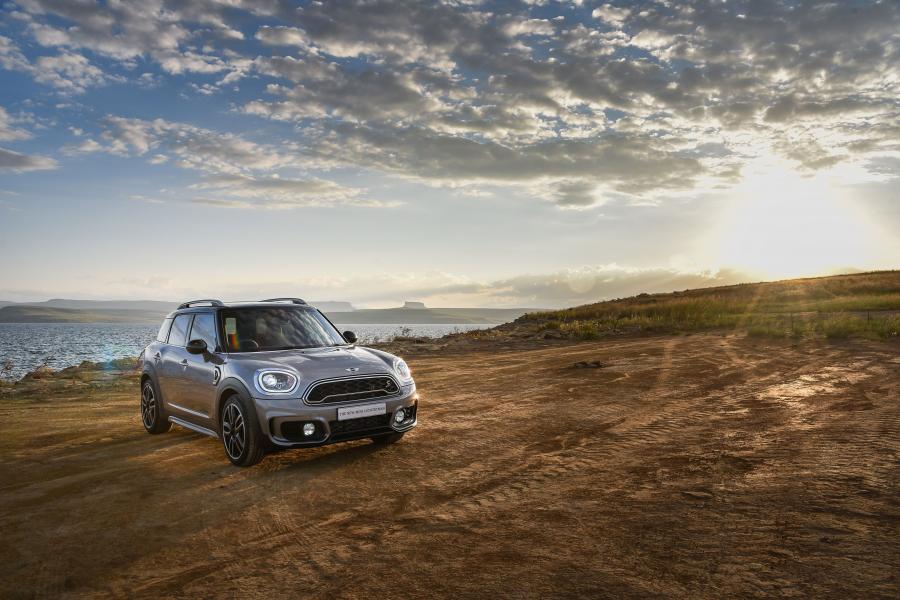  Mini Cooper S Countryman ALL4 2017 года  (ZA) (фото 24 из 40)